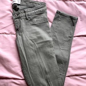 Hollister Straight Leg Khaki in Olive Green Sz 5R